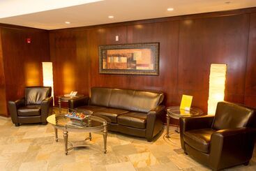 هتل Holiday Inn Express & Suites Drayton Valley, An Ihg