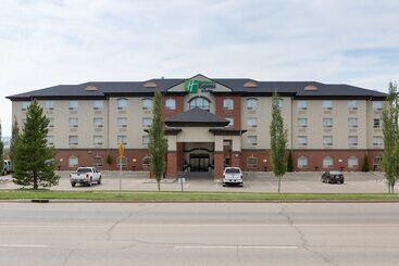 هتل Holiday Inn Express & Suites Drayton Valley, An Ihg