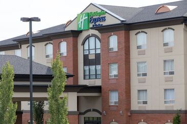 هتل Holiday Inn Express & Suites Drayton Valley, An Ihg