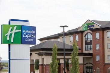 هتل Holiday Inn Express & Suites Drayton Valley, An Ihg