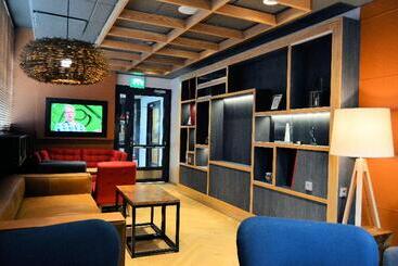 هتل Holiday Inn Tampere   Central Station, An Ihg
