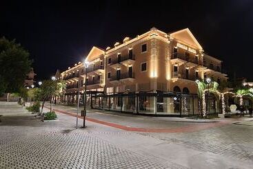 Hotel Ionian Plaza