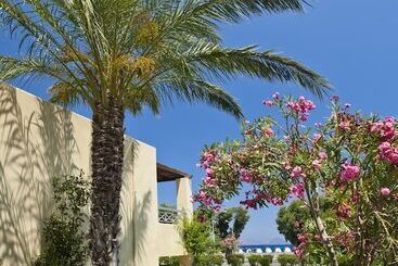 هتل Kipriotis Maris Suites
