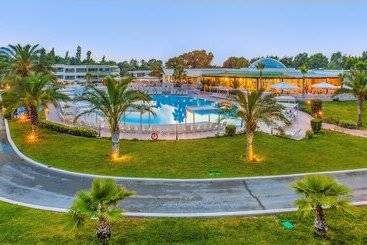 هتل Kipriotis Maris Suites