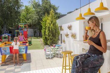 هتل Kipriotis Maris Suites