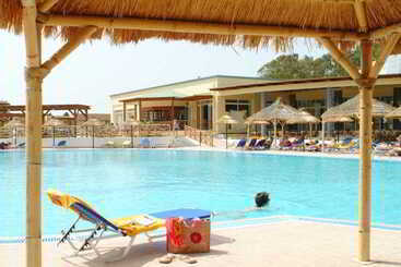 هتل Kipriotis Maris Suites