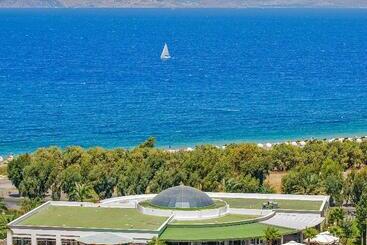 هتل Kipriotis Maris Suites