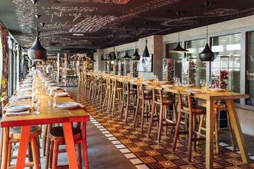 هتل Mama Shelter Paris East