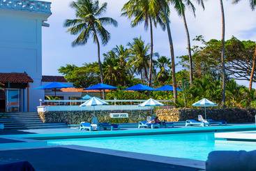 فندق Mombasa Beach