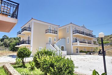 هتل Panselinos