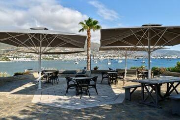 Parian Village Beach Hotel   Adults Only