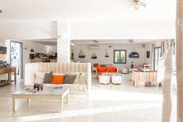 酒店 Paros Bay