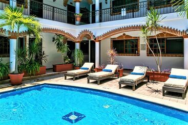 هتل Colonial Playa Del Carmen