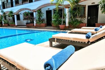 هتل Colonial Playa Del Carmen