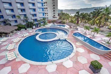 هتل Playa Suites Acapulco