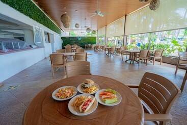 هتل Playa Suites Acapulco