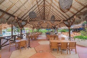 هتل Playa Suites Acapulco