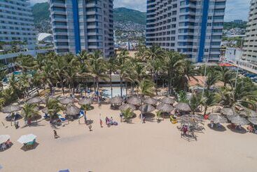 هتل Playa Suites Acapulco