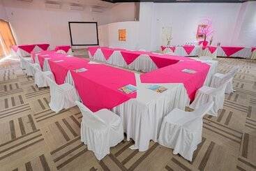 هتل Playa Suites Acapulco