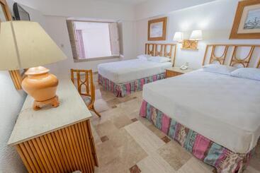 هتل Playa Suites Acapulco