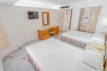 هتل Playa Suites Acapulco