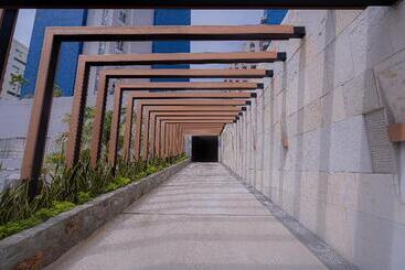 هتل Playa Suites Acapulco