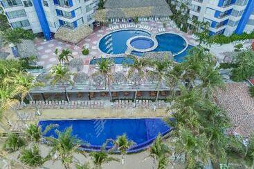 هتل Playa Suites Acapulco