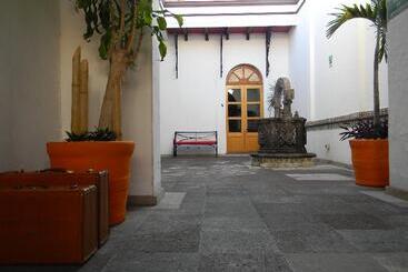 هتل Quinta Lucca