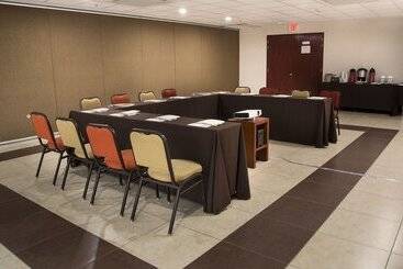 هتل Staybridge Suites Queretaro, An Ihg