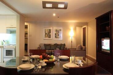 هتل Sunny Bay Suites
