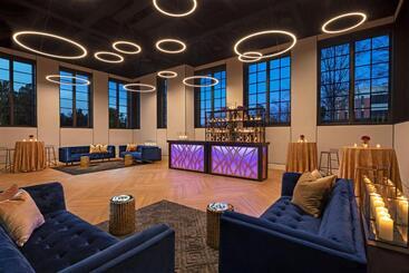 هتل The St. Regis Atlanta