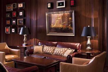 هتل The St. Regis Atlanta