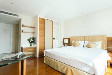 هتل Thomson Residence