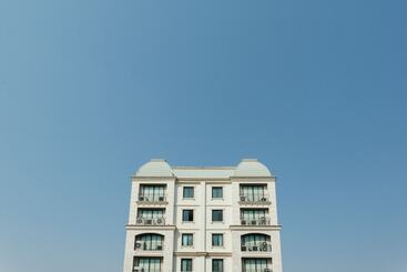 هتل Thomson Residence