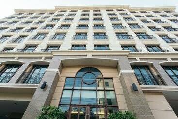 هتل Thomson Residence