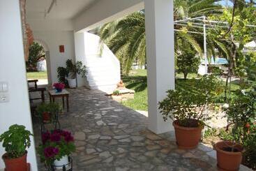 هتل Villa Martha