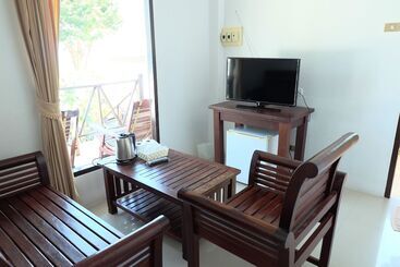 Samed Cliff Resort