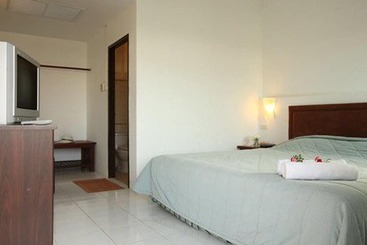 Samed Cliff Resort