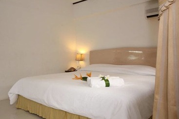 Samed Cliff Resort
