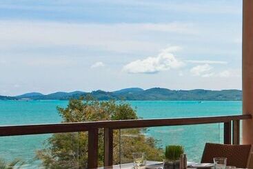 The Westin Siray Bay Resort & Spa, Phuket