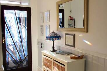 Westward B&b