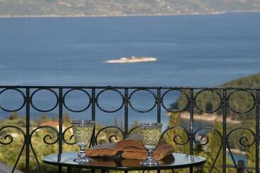 アパートホテル Agnantia Bed & Breakfast