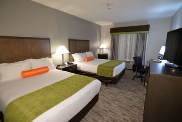Best Western Plus Liberal Hotel & Suites