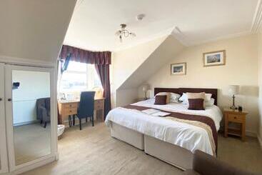 Daviot Guest House