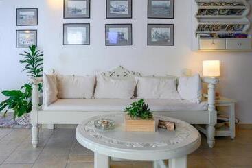 Filoxenia Apartments