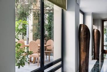 Hotel Avra City Boutique