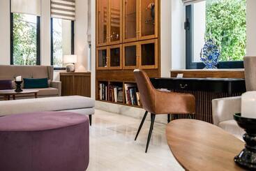 Hotel Avra City Boutique