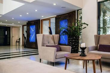 Hotel Avra City Boutique