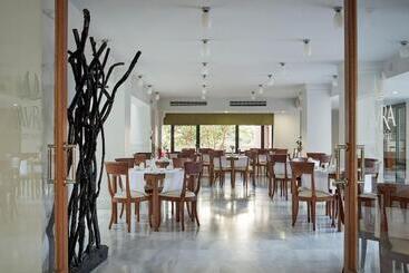 Hotel Avra City Boutique