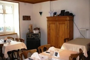 هتل Hôtel Chez Gilles